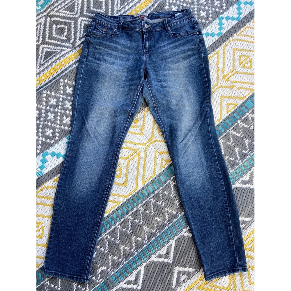 L.E.I. Selena Curvy Skinny Jeans Womens Size 13 Blue Medium Wash Denim LJ35143L
